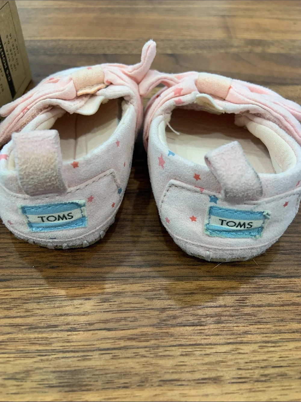 New in Box - Toms Crib Alpargata Ballet Pink Star Bow Infant Slip-Ons - size 3